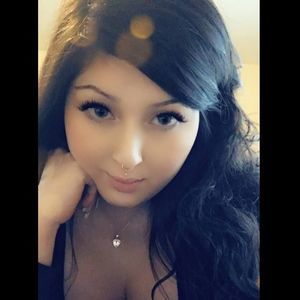 Meet your Posher, Ava